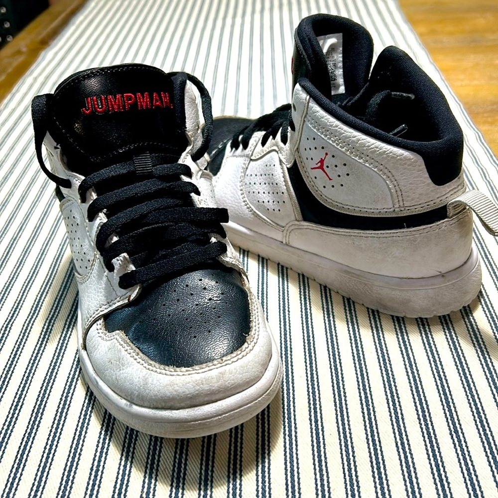 Nike high top sneakers
